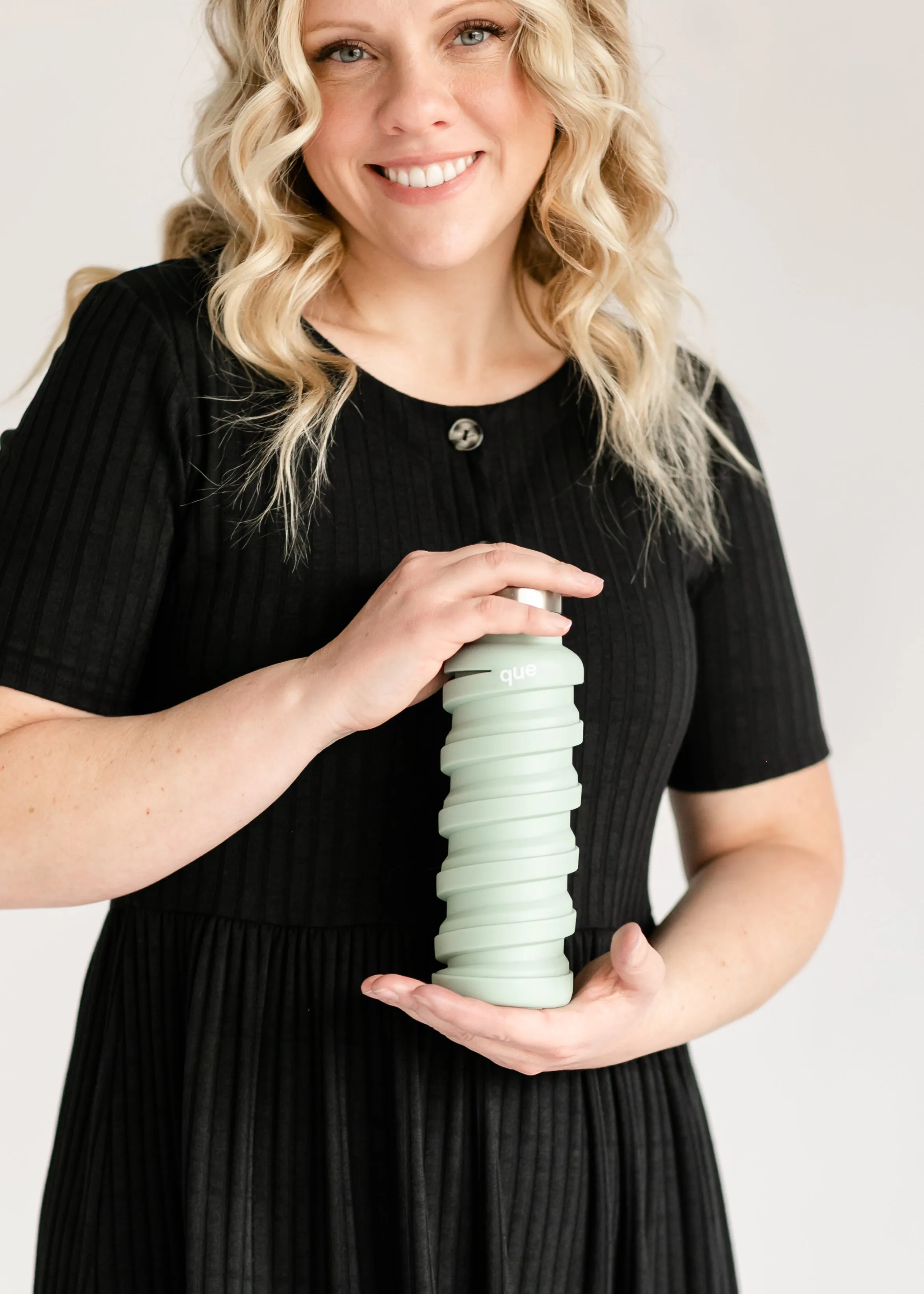 20oz Collapsible Water Bottle - FINAL SALE