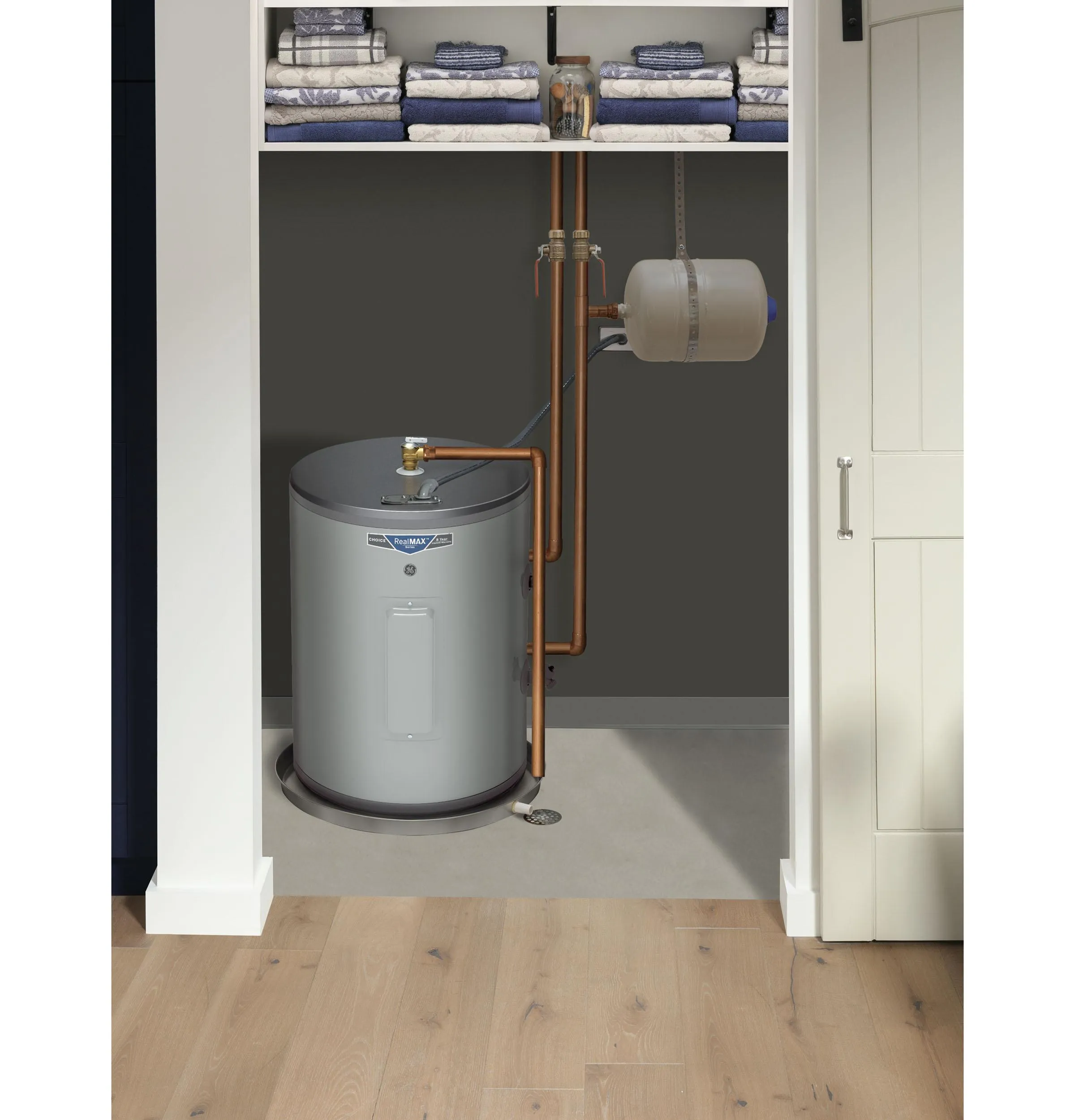 GE20P08BAR GE® 18 Gallon Electric Point of Use Water Heater
